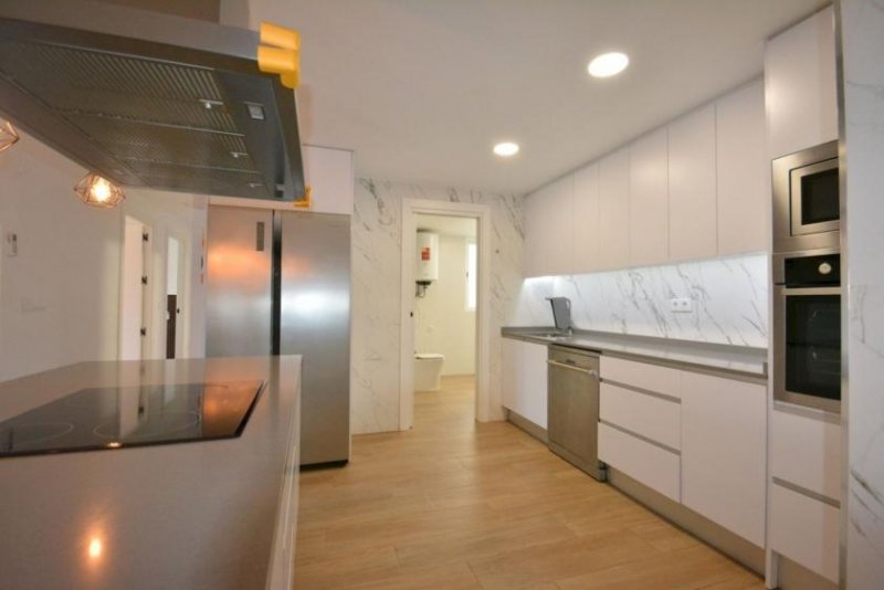 Guardamar del Segura Renoviertes Appartement mit 3 Schlafzimmern, 2 Bädern und Tiefgaragenstellplatz nur 200 m vom Strand Wohnung kaufen