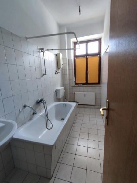 Forst (Lausitz) 3 Zimmer Altbauwohnung in Forst (Lausitz) - www.ohnemaklerprovisionverkaufen.de Wohnung kaufen