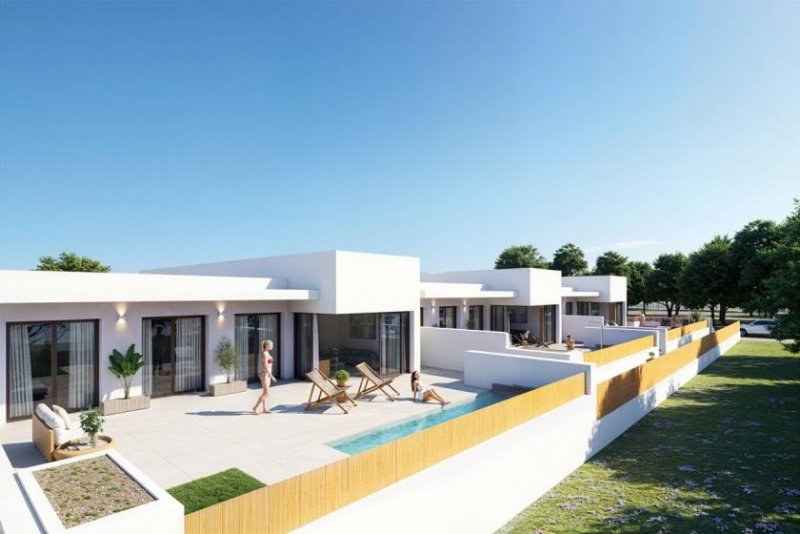 Dolores Reihenhäuser mit 3 Schlafzimmern, 2 Bädern, Dachterrasse, Vorinstallation Klimaanlage, Privatpool und Kfz-Stellplatz Haus