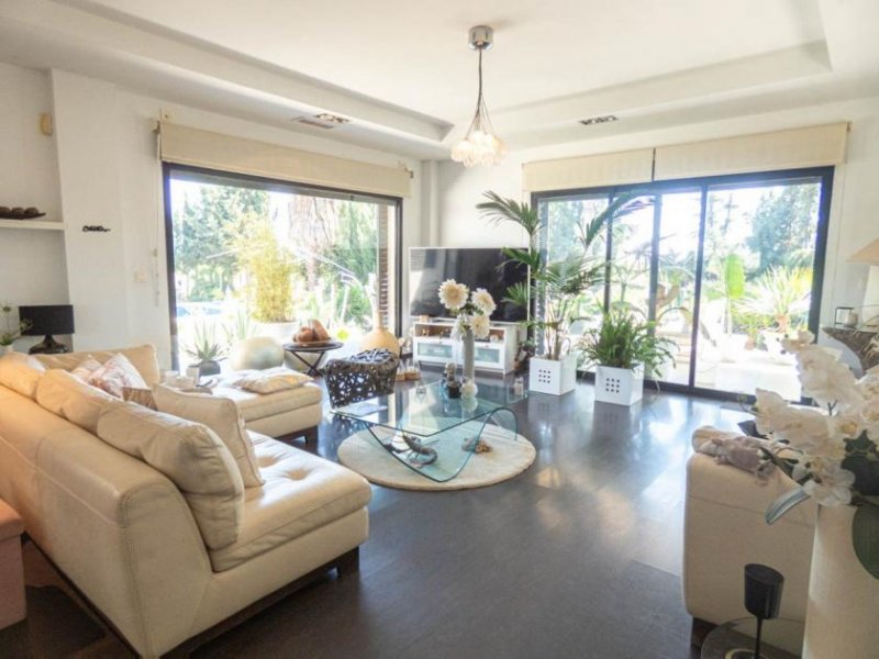 Döbern Daya Nueva Moderne und ebenerdige Villa mit 3 Schlafzimmern und 2 Bädern zu verkaufen Haus kaufen