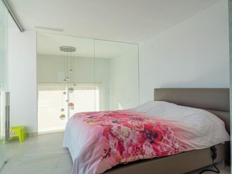 Algorfa Beeindruckende moderne Villa mit 3 Schlafzimmern, 2 Bädern, Dachterrasse und Gemeinschaftspool im La Finca Golf und Spa Resort