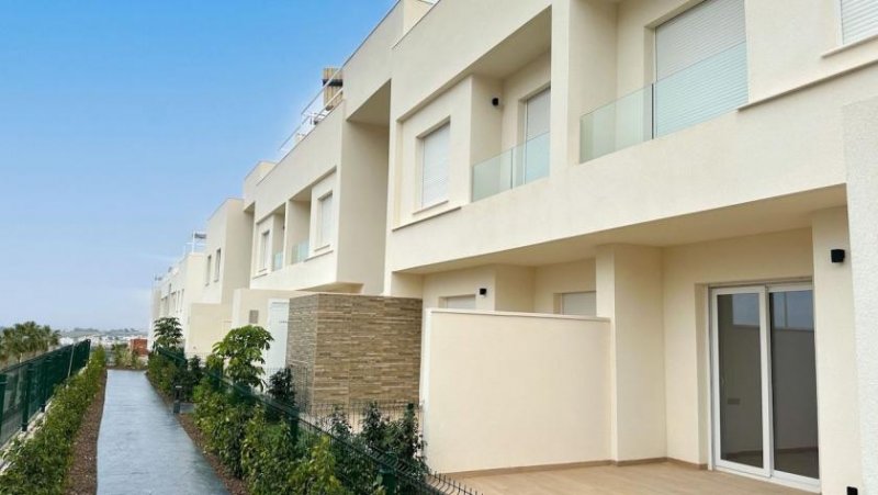 Algorfa Obergeschoss-Wohnungen mit 3 Schlafzimmern, 2 Bädern, Dachterrasse, Klimaanlage und Gemeinschaftspool in der wunderschönen La