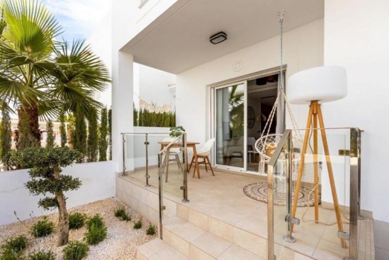 Ciudad Quesada Erdgeschoss-Wohnung mit 2 Schlafzimmern, 2 Bädern, großer Terrasse und Gemeinschaftspool Wohnung kaufen