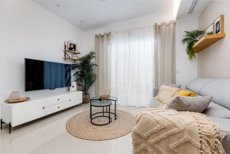 Ciudad Quesada Erdgeschoss-Wohnung mit 2 Schlafzimmern, 2 Bädern, großer Terrasse und Gemeinschaftspool Wohnung kaufen