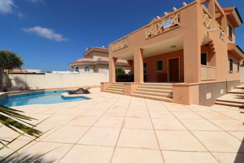 Ciudad Quesada Exklusive Villa mit 4 Schlafzimmern, 2 Bädern und Privatpool Haus kaufen