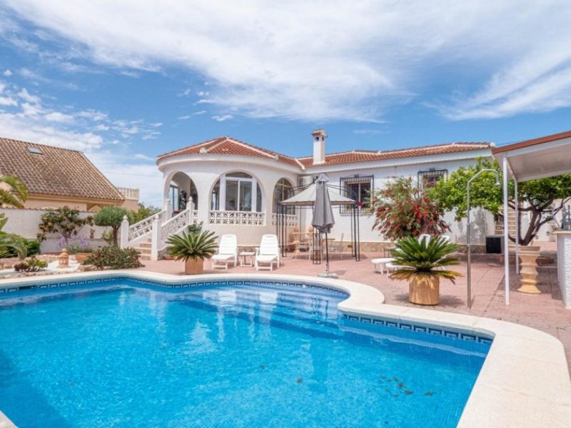Ciudad Quesada Freistehende Villa in anspruchsvoller Lage Haus kaufen