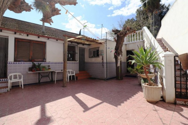 Heredades Freistehendes Haus mit 5 Schlafzimmern, 2 Bädern, Garage und schönem Ausblick Haus kaufen