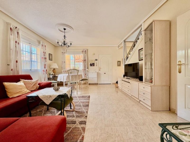 Rojales Endreihenhaus mit 3 Schlafzimmern, 2 Bädern, Klimaanlage und Gemeinschaftspool Haus kaufen