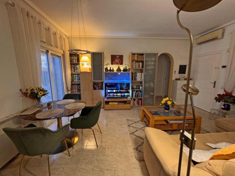 Rojales Endreihenhaus mit 3 Schlafzimmern, 2 Bädern, Dachterrasse, Klimaanlage und Gemeinschaftspool Haus kaufen