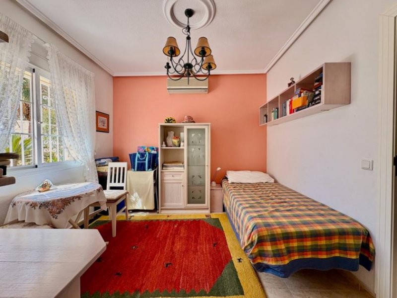 Rojales Endreihenhaus mit 3 Schlafzimmern, 2 Bädern, Klimaanlage und Gemeinschaftspool Haus kaufen