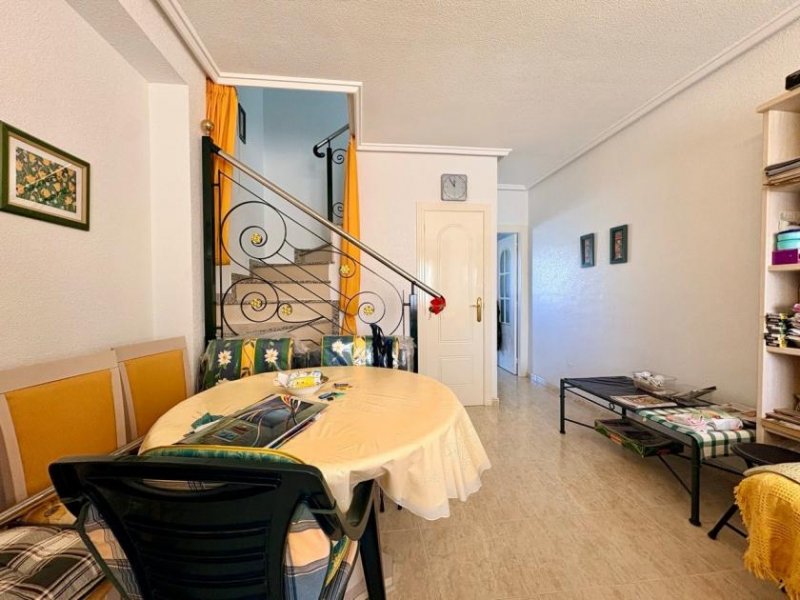 Rojales Reihenhaus mit 2 Schlafzimmern, 1 Bad, Gäste-WC und Gemeinschaftspool in der Urbanisation La Fiesta II Haus kaufen