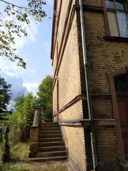 Guben Mehrfamilienhaus mit Idyllischen Grundstück und Garagen Haus kaufen