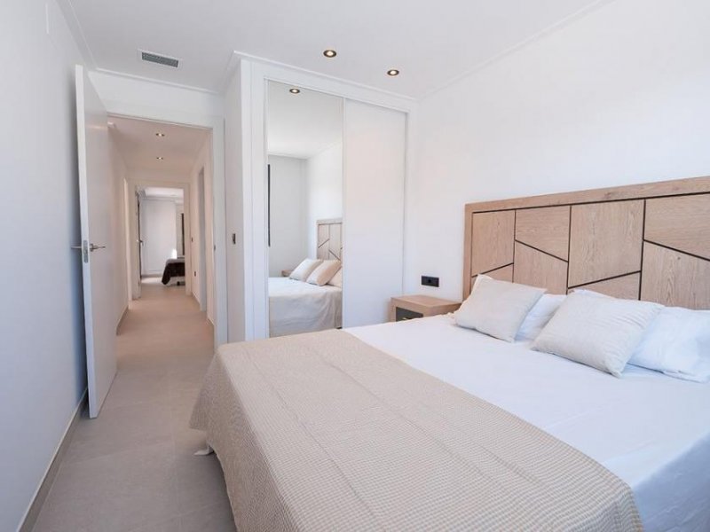 San Fulgencio Exklusive Villen mit 3 Schlafzimmern, 2 Bädern, Dachterrasse, Klimaanlage, Privatpool und Kfz-Stellplatz Haus kaufen