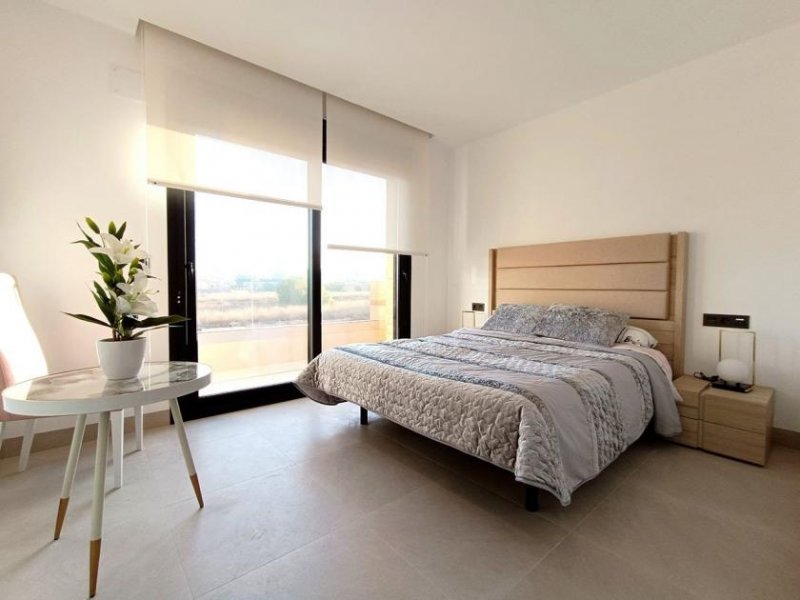 Benijófar Villen mit 3 Schlafzimmern, 3 Bädern, Dachterrasse, Klimaanlage, Kfz-Stellplatz und Privatpool Haus kaufen