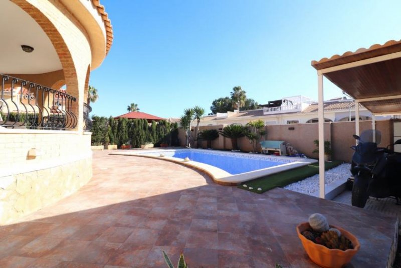 Benijofar Villa mit 3 Schlafzimmern, 3 Bädern und Privatpool in Monte Azul Haus kaufen