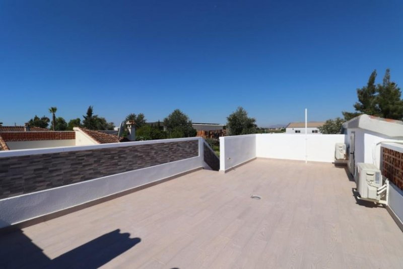 Formentera del Segura Villa mit 3 Schlafzimmern, 2 Bädern und Privatpool in Fincas de La Vega Haus kaufen