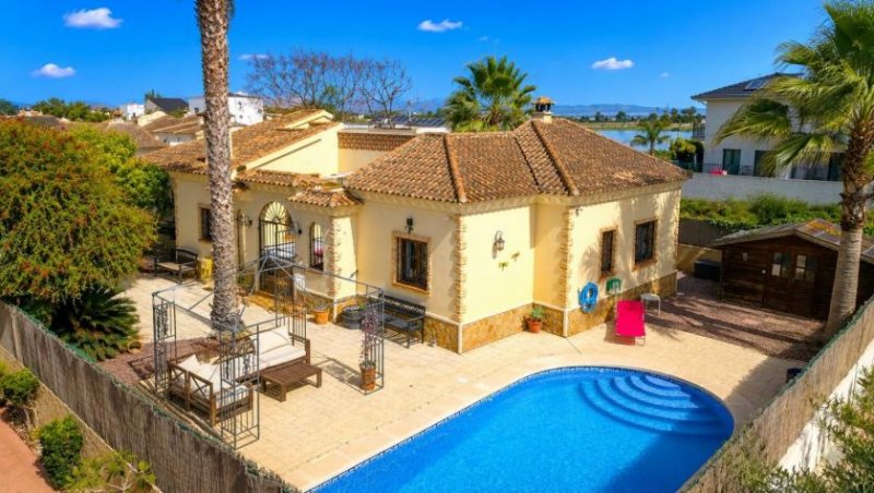 Formentera del Segura Villa mit 3 Schlafzimmern, 2 Bädern, Dachterrasse und Privatpool Haus kaufen