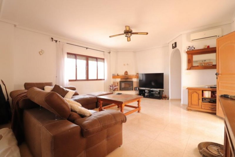 Formentera del Segura Villa mit 3 Schlafzimmern, 2 Bädern, Dachterrasse und Privatpool Haus kaufen