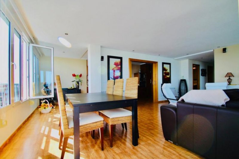 Torrevieja Appartement in erster Linie mit 3 Schlafzimmern und beeindruckendem Ausblick Wohnung kaufen