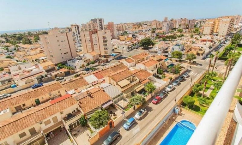 Torrevieja Appartement mit 2 Schlafzimmern, 1 Bad, Gemeinschaftspool und Meerblick Wohnung kaufen