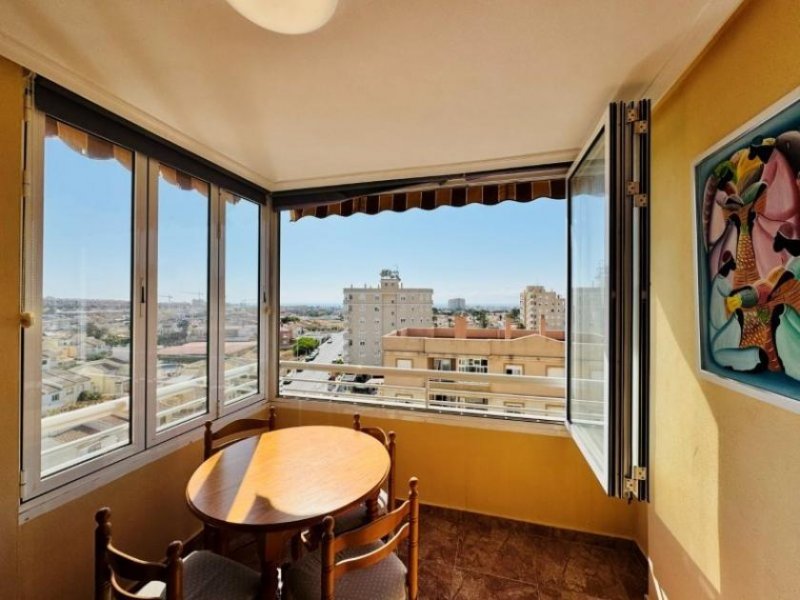 Torrevieja Appartement mit 2 Schlafzimmern, 1 Bad, überdachtem Kzf-Stellplatz, Gemeinschaftspool und Meerblick Wohnung kaufen