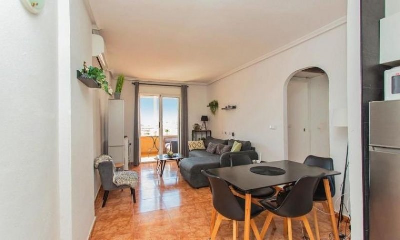 Torrevieja Appartement mit 2 Schlafzimmern, 1 Bad, Gemeinschaftspool und Meerblick Wohnung kaufen