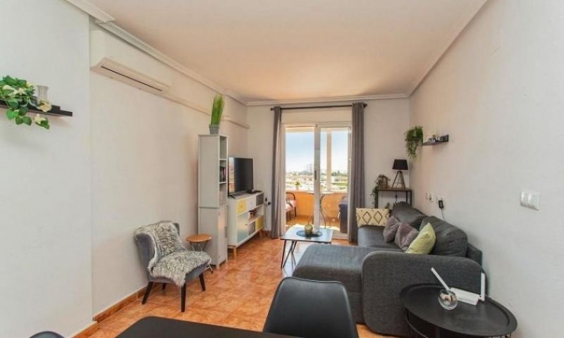 Torrevieja Appartement mit 2 Schlafzimmern, 1 Bad, Gemeinschaftspool und Meerblick Wohnung kaufen