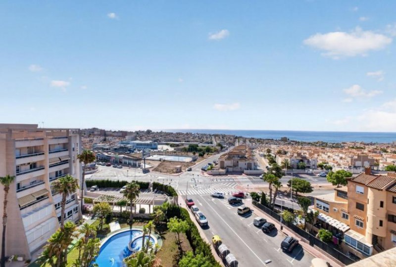 Torrevieja Penthouse-Wohnung mit Terrasse, privater Dachterrasse und freiem Ausblick in Torreblanca Wohnung kaufen