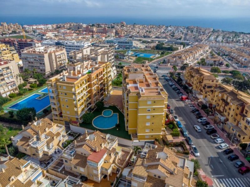 Torrevieja Penthouse-Wohnung mit Terrasse, privater Dachterrasse und freiem Ausblick in Torreblanca Wohnung kaufen