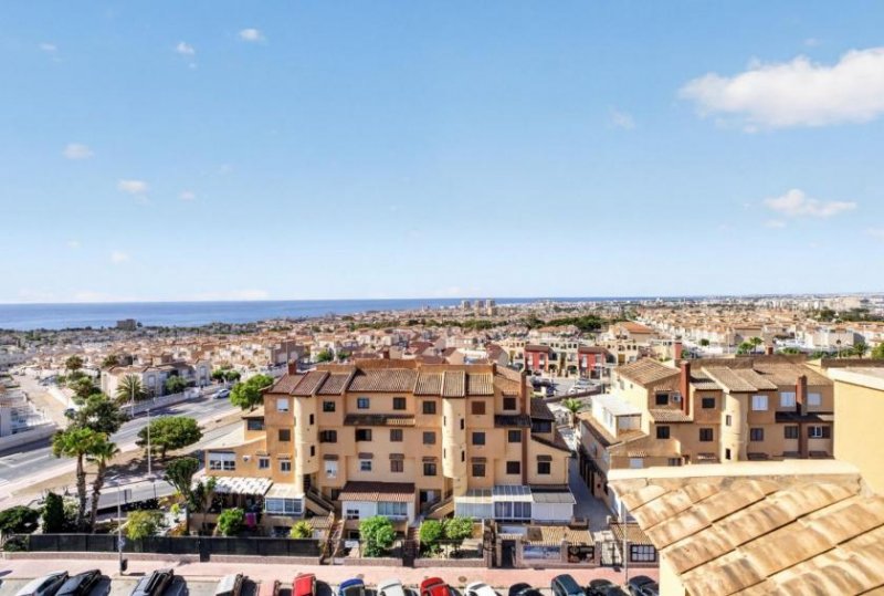 Torrevieja Penthouse-Wohnung mit Terrasse, privater Dachterrasse und freiem Ausblick in Torreblanca Wohnung kaufen