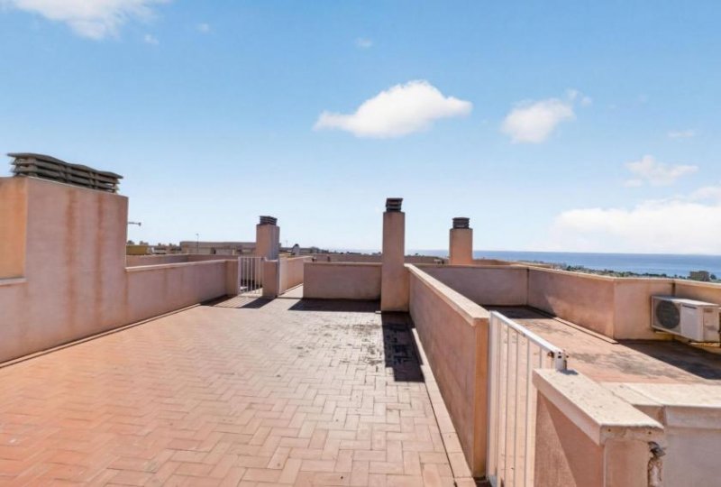 Torrevieja Penthouse-Wohnung mit Terrasse, privater Dachterrasse und freiem Ausblick in Torreblanca Wohnung kaufen