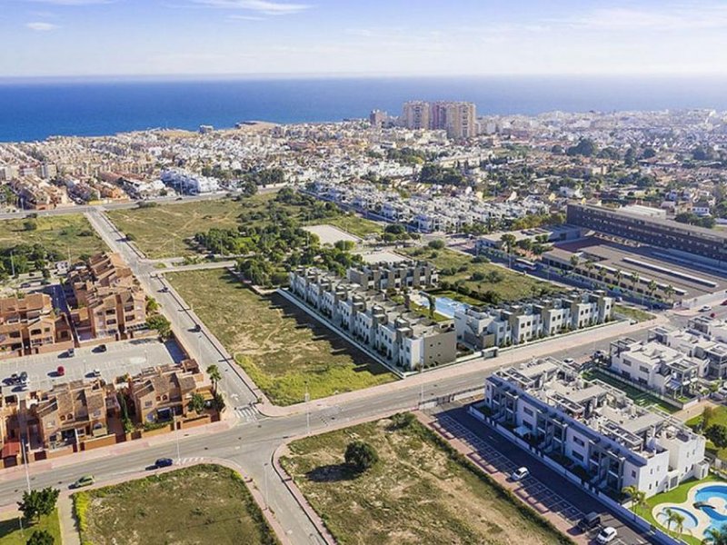 Torrevieja Neubau-Penthouse in moderner Wohnanlage - nur 1 km vom Meer entfernt Wohnung kaufen