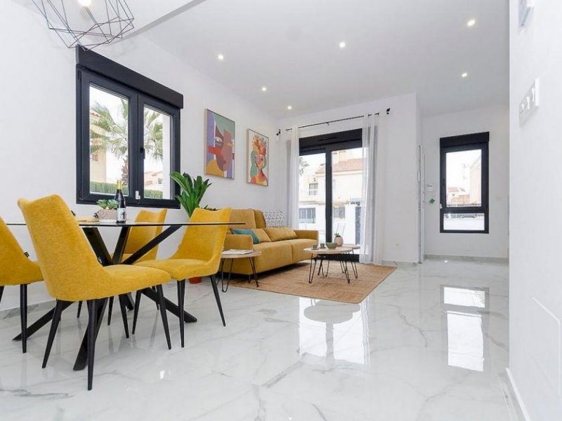 Torrevieja Laguna Neubau-Villa mit Pool in hohem Standard Haus kaufen
