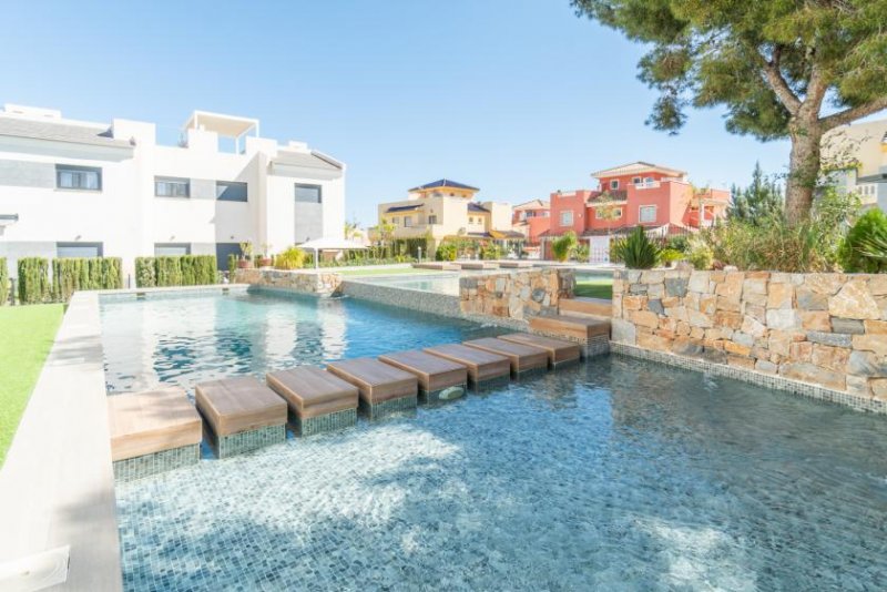 Los Balcones Torrevieja Vollständig möbliert. Key Ready Penthouse mit Blick auf die Salzlagune Wohnung kaufen