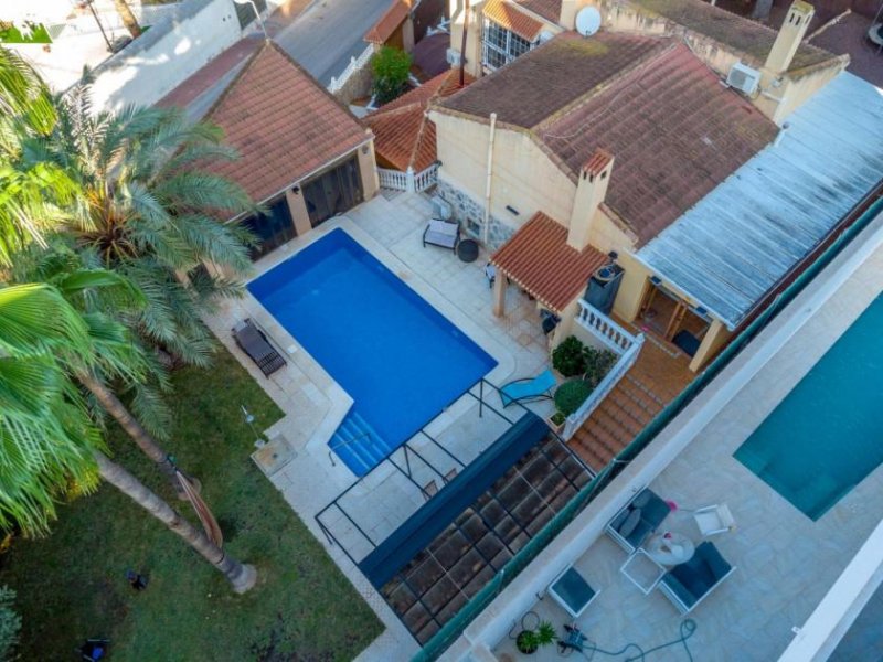 Torrevieja Freistehende Villa mit privatem Pool und großem Grundstück in Los Balcones Haus kaufen