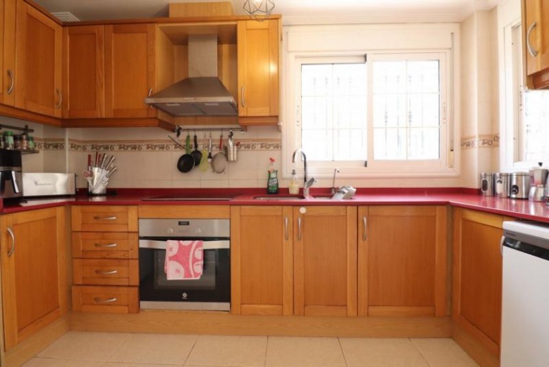 Los Montesinos Doppelhaushälfte mit 3 Schlafzimmern, 2 Bädern, Dachterrasse und Privatpool Haus kaufen