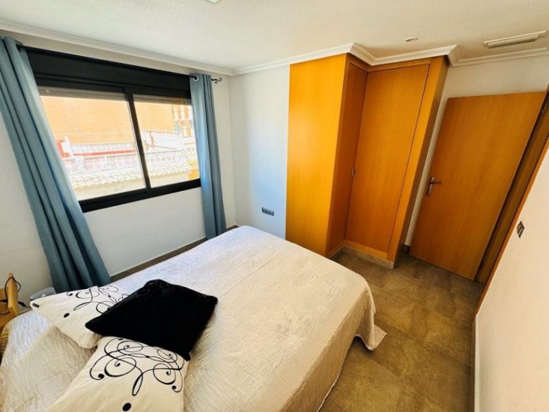 La Mata Appartement mit 2 Schlafzimmern und 1 Bad im Zentrum von La Mata nur 200 m vom Strand Wohnung kaufen