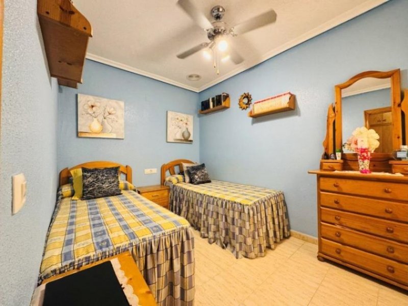 La Mata Appartement mit 2 Schlafzimmern und 1 Bad im Zentrum von La Mata nur 100 m vom Strand entfernt Wohnung kaufen