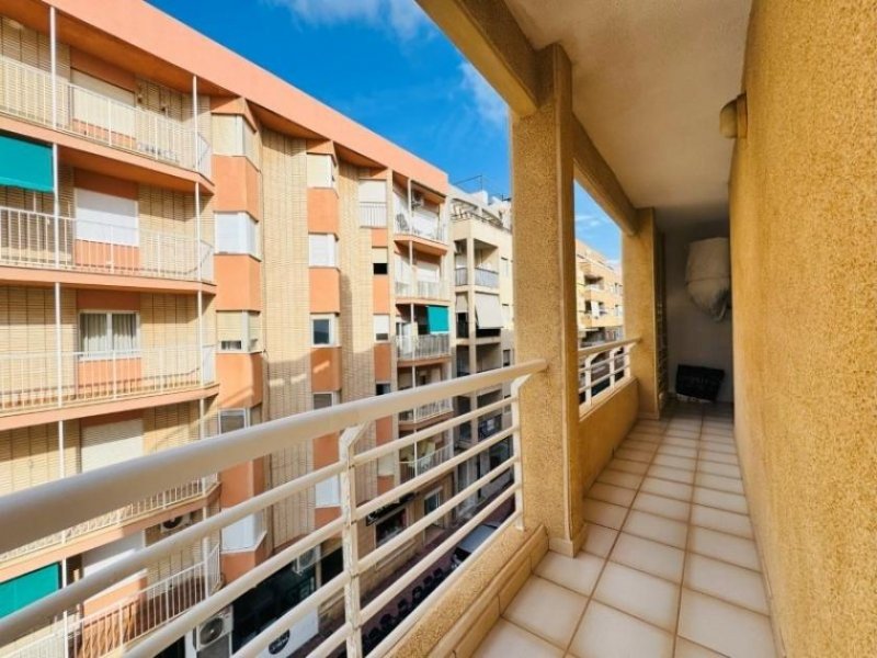 La Mata Appartement mit 4 Schlafzimmern und 2 Bädern in 1. Strandlinie Wohnung kaufen