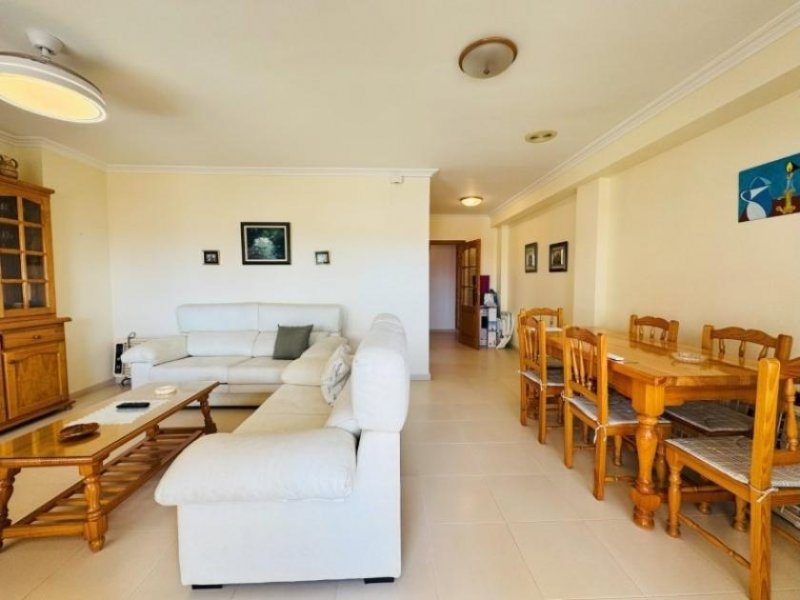 La Mata Appartement mit 4 Schlafzimmern und 2 Bädern in 1. Strandlinie Wohnung kaufen
