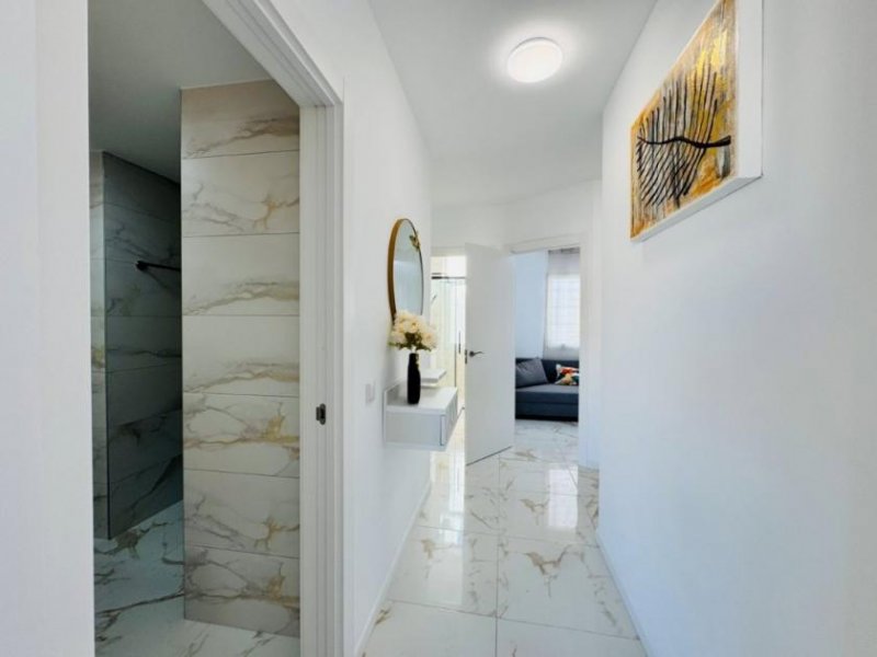 La Mata Komplett renovierte Wohnung mit 3 Schlafzimmern und 2 Bädern in Strandnähe Wohnung kaufen