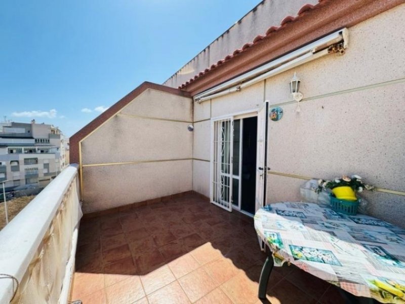 La Mata Penthouse-Wohnung mit 2 Schlafzimmern, 2 Bädern und Tiefgaragenstellplatz nur 200 m vom Strand Wohnung kaufen