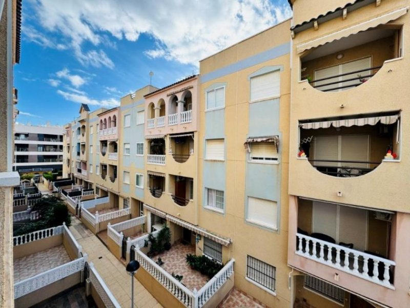 La Mata Wohnung mit 2 Schlafzimmern, 1 Bad, Gemeinschaftsdachterrasse und Gemeinschaftspool nur 200 m von Strand Wohnung kaufen