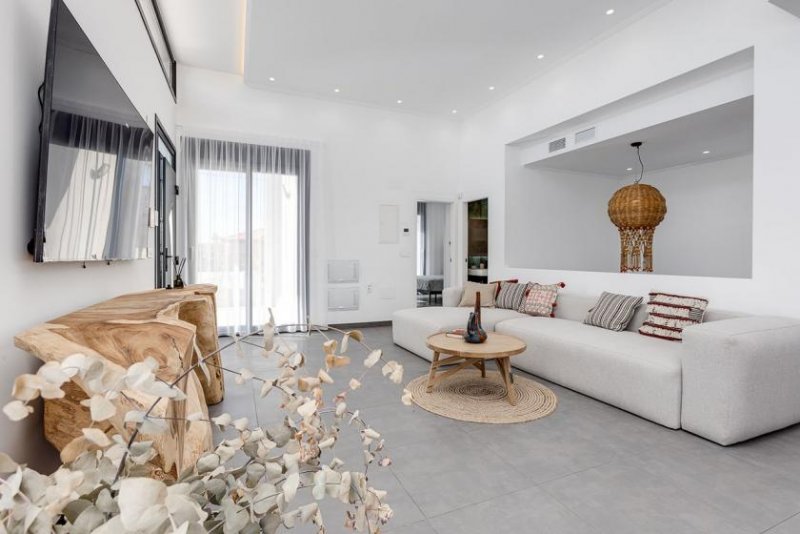 Torrelamata Fantastische Villen mit 4 Schlafzimmern, Klimaanlage, Fußbodenheizung, Meerblick und Privatpool nur 70 m vom Strand Haus kaufen
