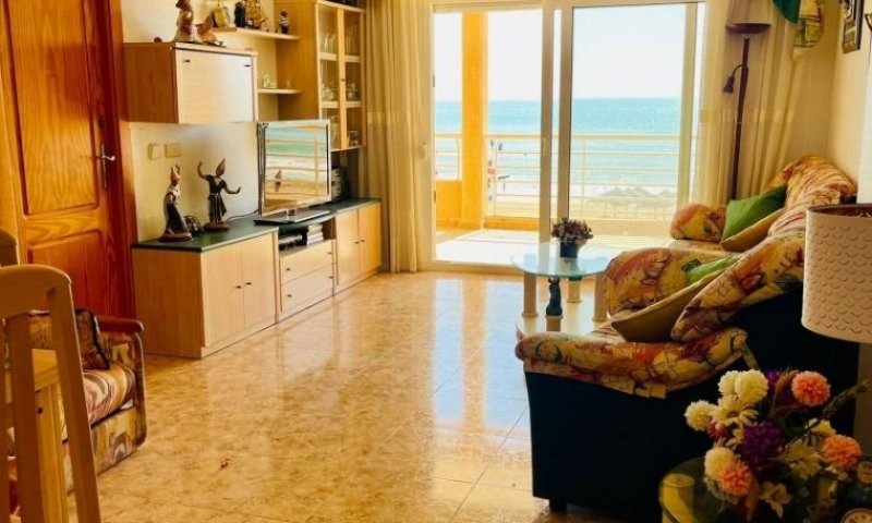 Torrevieja Appartement mit 3 Schlafzimmern und 2 Bädern in erster Linie am Strand von La Mata Wohnung kaufen