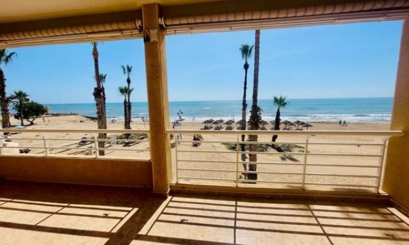 Torrevieja Appartement mit 3 Schlafzimmern und 2 Bädern in erster Linie am Strand von La Mata Wohnung kaufen