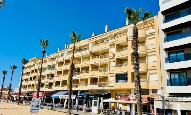 Torrevieja Appartement mit 3 Schlafzimmern und 2 Bädern in erster Linie am Strand von La Mata Wohnung kaufen