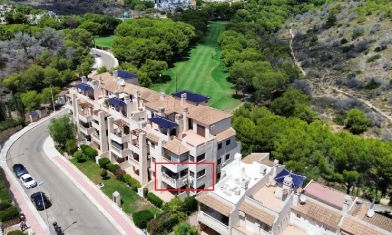 Campoamor Geräumige Wohnung direkt am Golfplatz in Las Ramblas de Campoamor mit Tiefgaragenstellplatz, Swimmingpool und Abstellraum