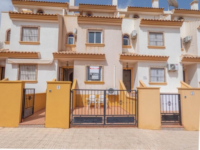 Los Dolses Attraktives Reihenhaus in schöner Lage mit 3 Schlafzimmern Haus kaufen