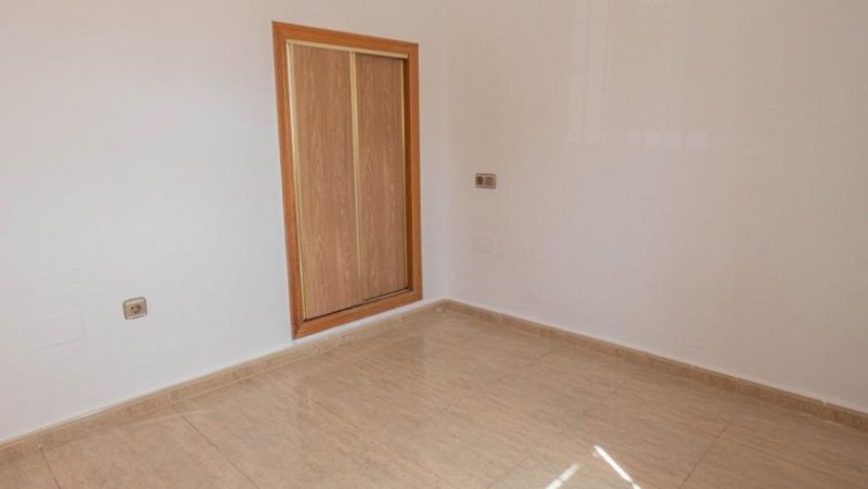 Los Dolses Attraktives Reihenhaus in schöner Lage mit 3 Schlafzimmern Haus kaufen